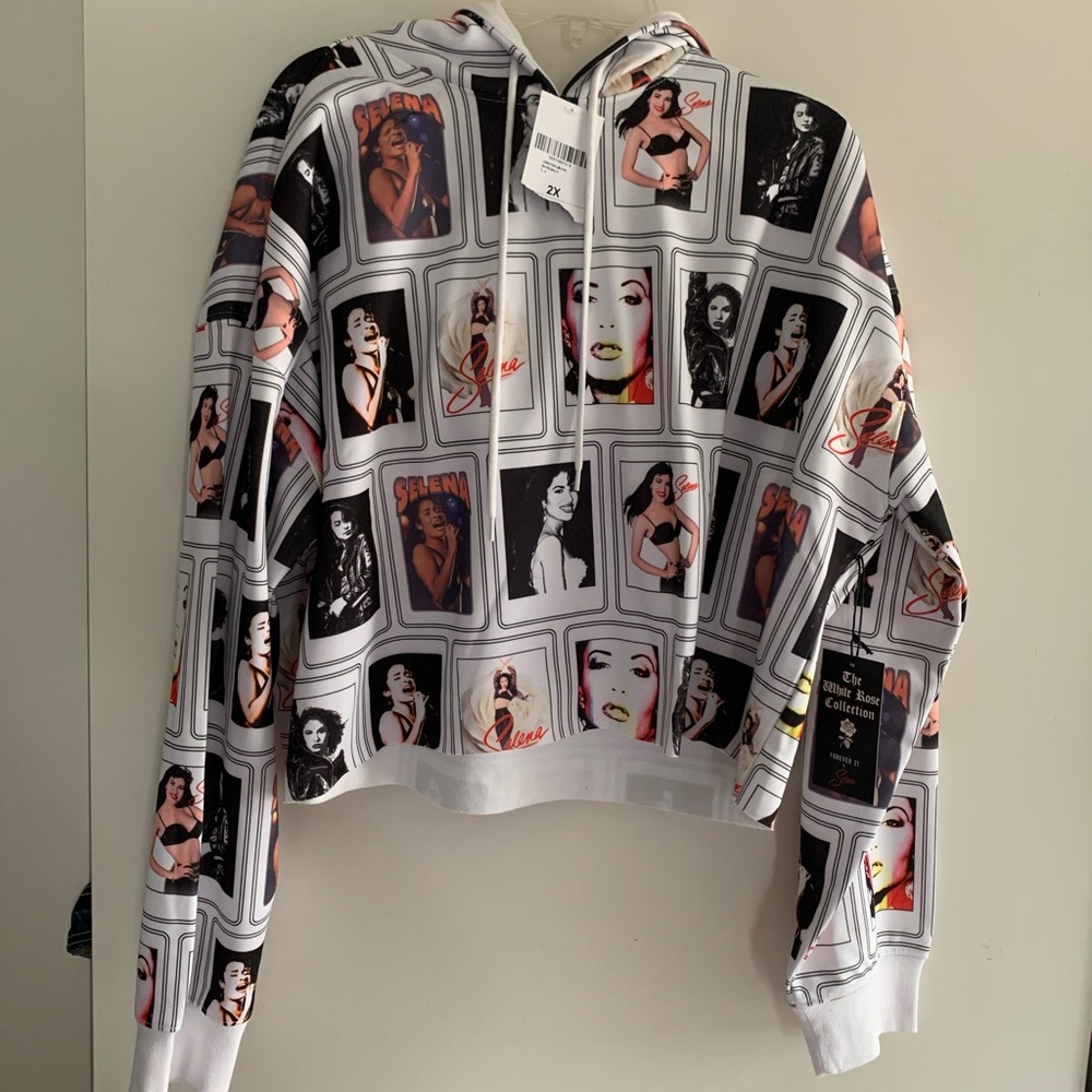 Selena crop top hoodie